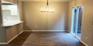 Fully renovated Renton Highlands 3-bedroom, 2.5 bath, 1234asf townhome. Gallery 11