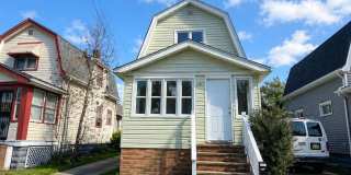 Spacious 4-Bedroom Home in Cleveland Gallery 1