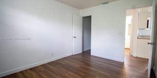 8690 Sunset Dr Gallery 15