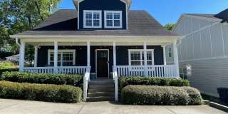 3 Bedroom/ 2.5 Bath Home in Woodbine with Beautiful Screened in Porch and Fenced Yard. Gallery 1