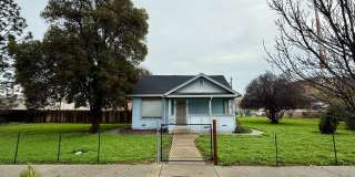 2 Bedroom 1 Bath House For Rent! Gallery 1