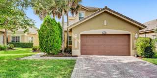 Amazing 4 Bedroom, 3 Bath home plus large 21'x11' loft located in Parkland Isles! Gallery 65