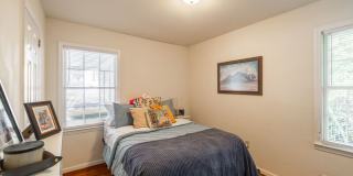 2019 S Lumpkin Street Gallery 14