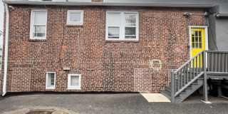 18 Riverside Avenue Gallery 1