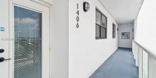 1401 N Riverside Dr Gallery 27