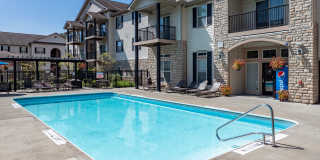 Four Pointe Gallery 11