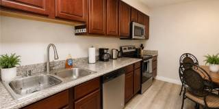 5026 River Glen Drive Gallery 5