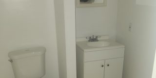602 6th St NW Gallery 3