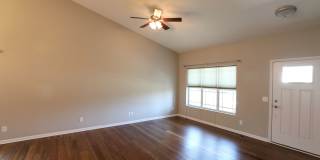 Beautiful Home with a newly finished basement! Gallery 6
