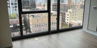 603 N Wells St Gallery 3