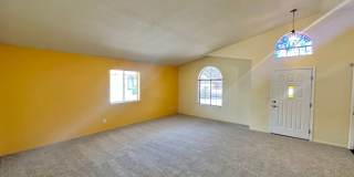 Great 3 Bedroom, 2 Bathroom Home in Quiet Neighborhood! Gallery 11