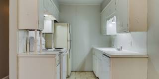 The View: 1 & 2 Bedroom Apartments with All Inclusive Utilities Option Gallery 5