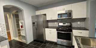 2411 East Genesee St - Apt 1 Gallery 10