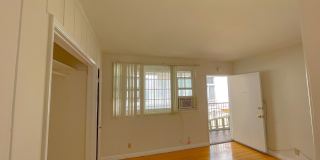10422-10428 Eastborne Ave. Gallery 4
