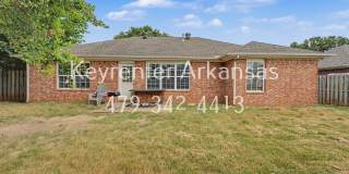Beautiful 3 Bed, 2 Bath Bentonville Home with Fireplace & Fenced Backyard Gallery 20