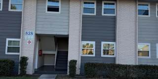 828 SKY LAKE CIRCLE Gallery 1