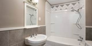 2 Bedroom Home For Rent Near The Old Train Station! Gallery 16