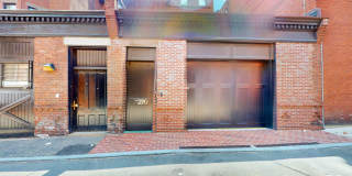Nice 2 bed in Back Bay Gallery 22