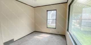 1940 Becker St Gallery 2