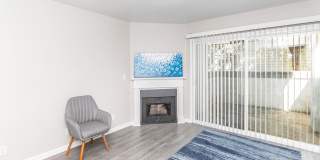 The Enclave at Town Square Gallery 41