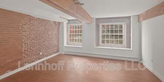 240 Jackson Street - 309 Gallery 1