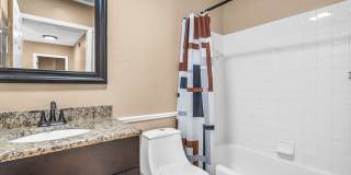 Beautiful 3 Bedroom Home Gallery 25