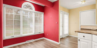 4319 Valley Hollow Dr NE Gallery 3