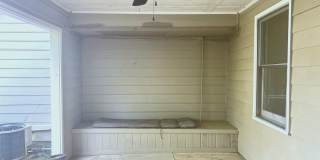 137 N Springs Court Gallery 21