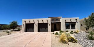 Beautifully furnished 3 bed, 4 bath, large 2 car garage with great views!! Gallery 1