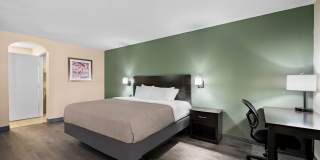 QUALITY INN FORT MYERS EXTENDED STAY HOTEL Gallery 21