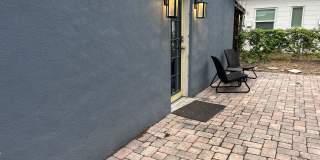 1916 Burlington Avenue North Gallery 11