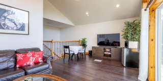 Stunning Fully Furnished 4-Bedroom Home with Amazing Views, EV Charger & Solar in Big Bear! Gallery 22