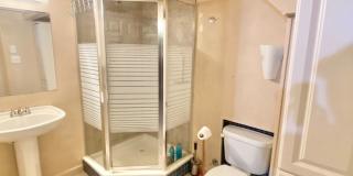 3 Bedroom House South End Neighborhood Burlington Available in September 5th! Gallery 23