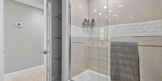 7101 W Lake Drive Gallery 26
