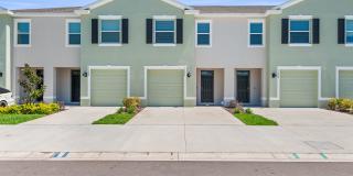 ANGELINE TOWNHOME AVAILABLE!! Gallery 1