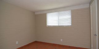 Charming 4 Bedroom 2 Bath House! South Tucson Location! Close to the 1-19! Gallery 11
