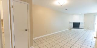 Charming 2 BD, 2.5 BA Townhome w/ a Community Pool in a Prime Winston Location Gallery 12