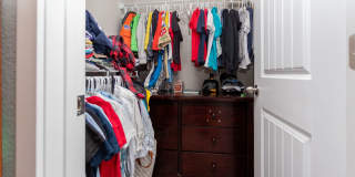 Exquisite 2-Story Home: Luxury Living in Tranquil Cul-de-Sac Setting!! Gallery 26