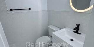 1447 Holbrook St NE Gallery 10