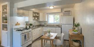 Courtside Apartments Gallery 1