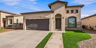 7420 Norte Valley Lane Gallery 1
