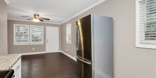 Adorable Modern 2 Bedroom Duplex! Gallery 5