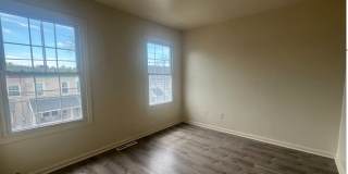 833 Coates St Gallery 11