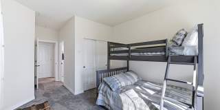 Spacious 2Br in Trilogy at Redmond Ridge 55+ Community Gallery 25