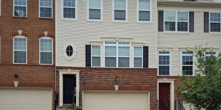 Rarely Avail TH in Fieldstone Farm Community in Laurel Gallery 1