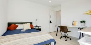TL 1361 W 35th St - Co-Living Gallery 7