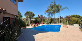 Resort Style Living on Warmlands Avenue Gallery 18