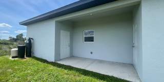 SPACIOUS 3Bd / 2Ba /1 C SINGLE FAMILY HOUSE AVAILABLE Gallery 14