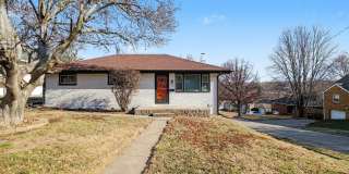 Centrally Located Property Gallery 1