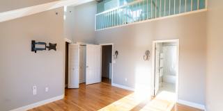 606 Chandlers Wharf Gallery 18